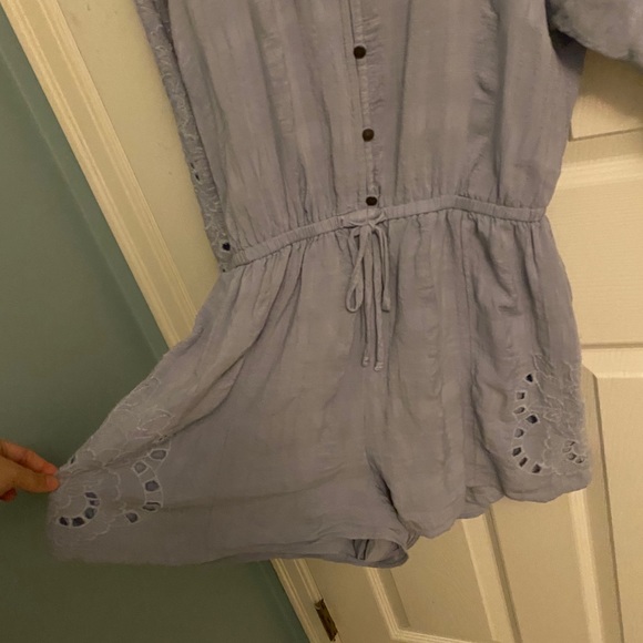 Boho Baby blue lace romper - Picture 4 of 7